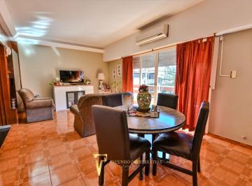 PH · 92m² · 4 Ambientes · PH en Venta 4 Ambientes - Terraza - Quincho - Lomas del Mirador