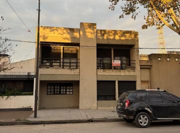 FPS-FPS-14_2 · Casa en Venta en El Centro de Chascomús - Oportunidad Única