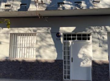 PH de 2 ambientes, Versalles · PH Refaccionado a Nuevo, Ubicado en Planta Baja de Dos Ambientes, Sin Expensas.