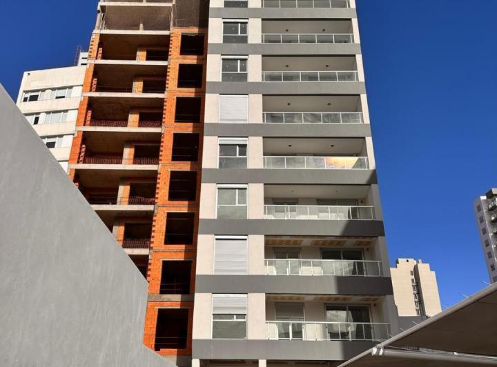 Desarrollo vertical · Semipisos a Estrenar en Corrientes 30