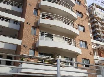 Departamento · 80m² · 3 Ambientes · 1 Cochera · Departamento 2 Dorm. y 2 Balcones en Excelente Ubicacion