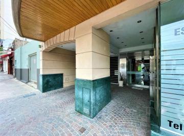 Departamento · 38m² · 2 Ambientes · 1 Cochera · Monte Castro - 2 Ambientes/cochera/balcón