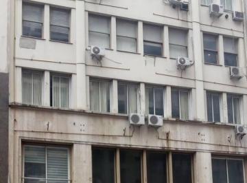 Oficina comercial · 290m² · Av Corrientes y San Martin