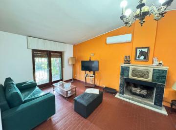 Casa de 6 ambientes, Córdoba · Villa Rivera Indarte - Oportunidad - Escucho Oferta - Apto Credito