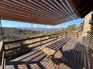 Casa · 120m² · 3 Ambientes · 1 Cochera · Alquiler en Villa Lago Azul Cabaña Casa Carlos Paz