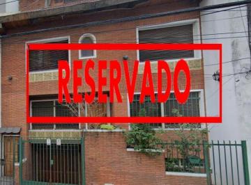 PH · 45m² · 2 Ambientes · PH en Alquiler con Entrada in Dependiente y Terraza