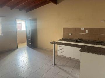 PH · 46m² · 2 Ambientes · PH en Alquiler - 1 Dormitorio 1 Baño - Barracas