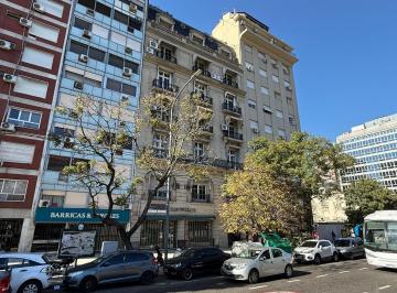Oficina comercial · 313m² · Oficina en Alquiler en Retiro - Sobre Carlos Pelegrini.