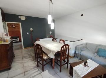 Casa · 143m² · 2 Dormitorios · 2 Cocheras · Casa en Planta Baja, Duplex en Planta Alta