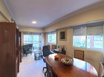 Departamento · 57m² · 3 Ambientes · 1 Cochera · Dpto 3 Ambientes con Cochera Fija!