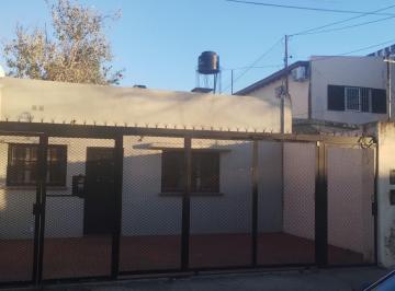 Casa de 2 ambientes, Rosario · Casa Alquiler La Cumbre Al 800