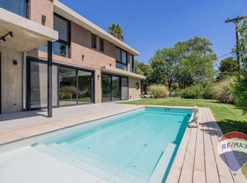 Casa · 480m² · 4 Ambientes · 2 Cocheras · Casa de Revista a Estrenar Miraflores Country Club