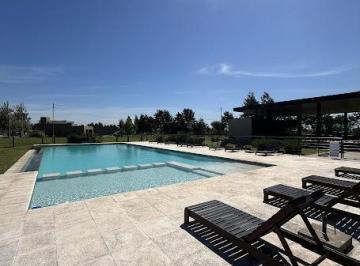 Terreno · 344m² · Terreno en Barrio Privado en Piñero