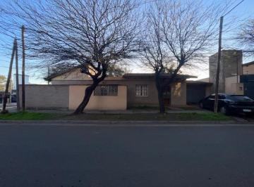 Casa · 140m² · 5 Ambientes · 1 Cochera · Venta Casa 3 Dorm. - Arguello - Juan Spemann 5911