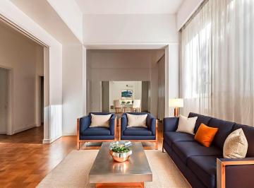 Departamento · 157m² · 5 Ambientes · 1 Cochera · Racionalista - Piso - Patio - Cochera - Baulera - Serv. Centrales - Venta