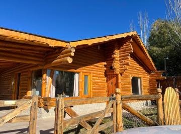 Casa · 104m² · 4 Ambientes · 1 Cochera · Casa en Lago Pellegrni