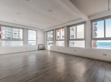 Departamento · 60m² · 2 Ambientes · Departamento 2 Amb Vista Al Mar en Playa Grande