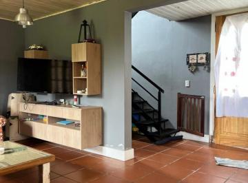 Quinta vacacional · 120m² · 3 Ambientes · 1 Cochera · Casa 3 Ambientes a Cuadras del Mar