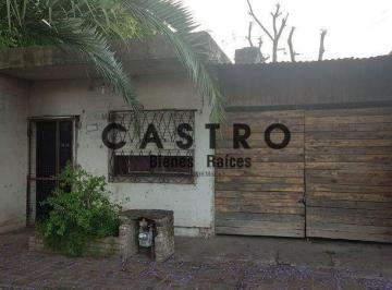 Casa · 150m² · 5 Ambientes · 2 Cocheras · Casa en Venta Ubicado en Merlo, G. B. a. Zona Oeste