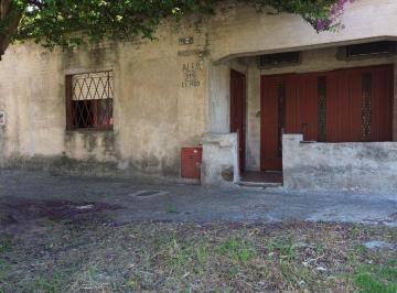Casa · 120m² · 5 Ambientes · 1 Cochera · Oportunindad - Casa en Venta en Merlo, G. B. a. Zona Oeste, Argentina