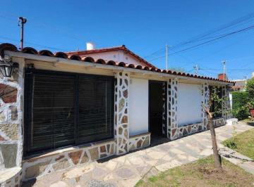 Casa · 90m² · 3 Ambientes · Casa en Venta Ubicado en Mariano Acosta, Merlo, G. B. a. Zona Oeste
