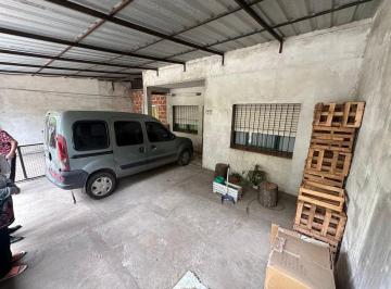 Casa · 150m² · 4 Ambientes · 1 Cochera · Casa en Venta en Libertad, Merlo, G. B. a. Zona Oeste