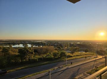 Departamento · 30m² · 2 Ambientes · 1 Cochera · Departamento Duplex, un Dormitorio, con Increible Vista Al Rio y Atardecer