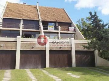 Departamento · 80m² · 4 Ambientes · 1 Cochera · Hermoso Triplex en Barrio Norte de Villa Gesell