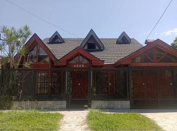 Casa de 5 ambientes, Berazategui · Chalet de 5 Ambientes en Venta | Berazategui