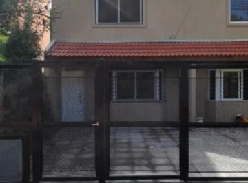 Casa · 96m² · 3 Ambientes · 1 Cochera · Dúplex a La Venta en Pilar