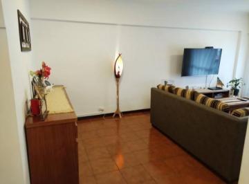 Departamento · 120m² · 4 Dormitorios · Departamento 4 Amb y Cochera La Perla