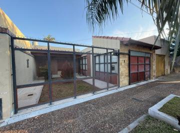 Casa · 148m² · 4 Ambientes · 2 Cocheras · Alquiler Casa Dos Dorm. en Barrio Belgrano