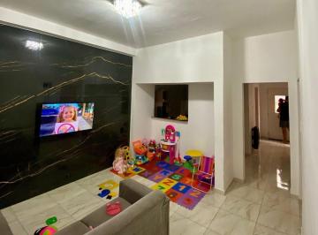 Casa · 66m² · 4 Ambientes · Casa en Venta 2 Dorm B° Azcuenaga - Apto Credito