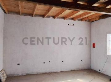Casa · 138m² · 7 Ambientes · 2 Cocheras · Vendo Casa