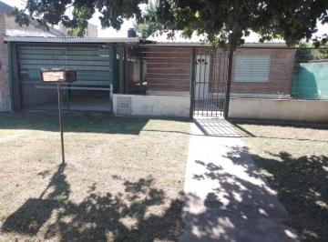 Quinta vacacional · 94m² · 6 Ambientes · 1 Cochera · Casa Quinta en Sauce Viejo.