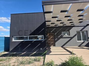 Casa · 150m² · 5 Ambientes · 2 Cocheras · Casa en Venta en Guaymallen