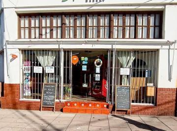 Local comercial · 55m² · 3 Ambientes · Local en Alquiler