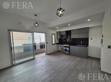 Departamento · 42m² · 2 Ambientes · Venta de Departamento 2 Ambientes con Balcón en Quilmes Oeste