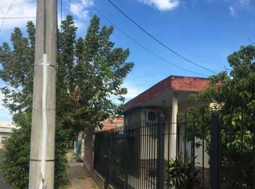 Casa de 4 ambientes, Morón · Casa - en - Venta - en - Moron - Norte - 4 - Ambientes