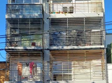 Departamento de 2 ambientes, Rosario · Tucuman 3363 Piso 1º Depto 1º