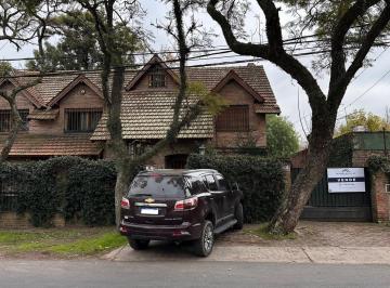 Casa · 785m² · 6 Ambientes · 3 Cocheras · Casa en Lomas de San Isidro