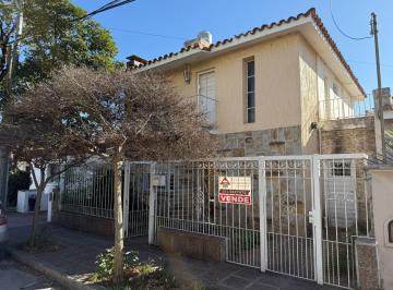 Foto · Casa Tres Dorm. y Escritorio. Zona Hospital Privado. Zona Sur