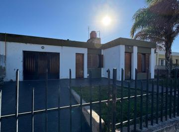 Casa de 5 ambientes, Malagueño · En Venta! Casa 3 Dor a Reciclar en Malagueño, Muy Linda