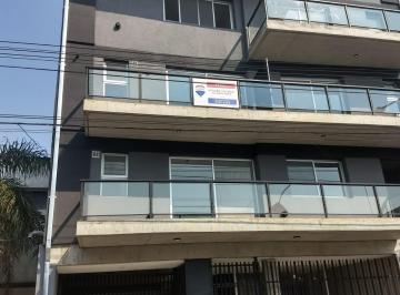 Departamento de 3 ambientes, Tigre · Cazón Al 500, 3 Amb 2 Baños Coch, Cerca de Todo