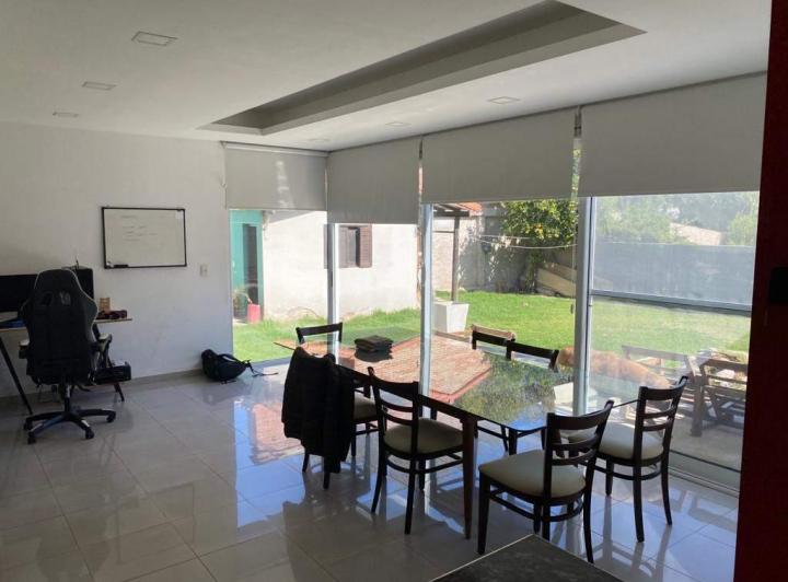 Casa · 220m² · 3 Ambientes