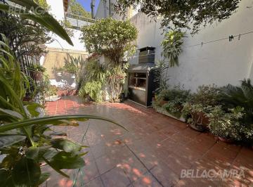 Casa · 92m² · 3 Ambientes · 2 Cocheras · Casa Venta Olivos 3 Ambientes Patio Cochera Apto Credito