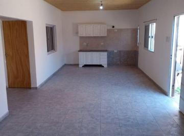 Casa · 70m² · 3 Ambientes · 2 Cocheras · Se Alquila Casa de 2 Dorm. a Estrenar
