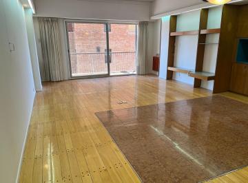 Departamento de 3 ambientes, Córdoba · Alquilo Depto de 3 Dorm. Amplio Excelente Estado. Balcon Frente.