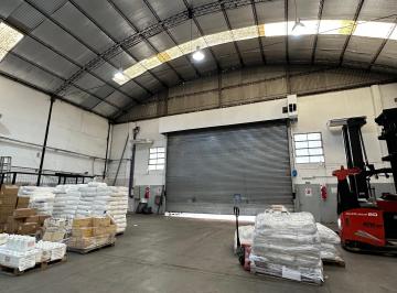 Bodega-Galpón , La Matanza · Naves Industriales en Alquiler - 1800 m² - 1530 m² - C/ Oficinas. La Tablada.