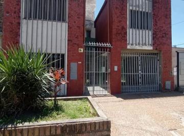 Casa · 255m² · 3 Ambientes · 1 Cochera · Oportunidad en Barrio Barranquitas